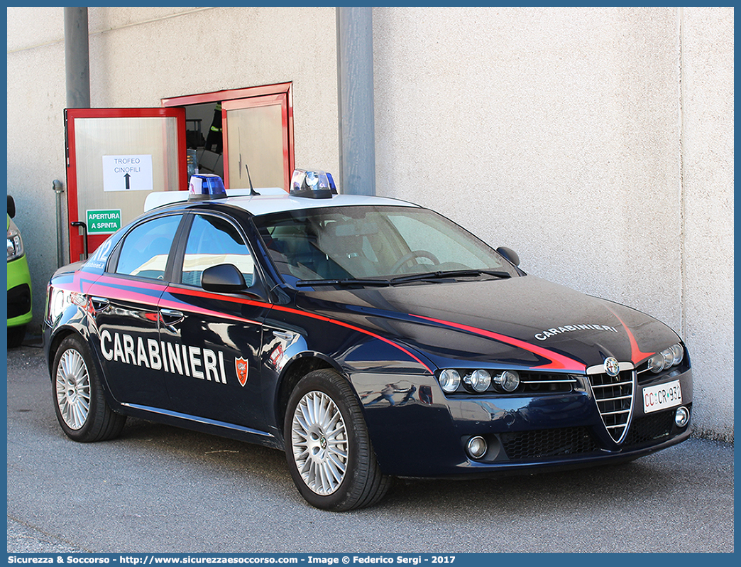 CC CR932
Arma dei Carabinieri
Alfa Romeo 159
Parole chiave: CC;C.C.;Arma;dei;Carabinieri;Alfa;Romeo;159;Radiomobile