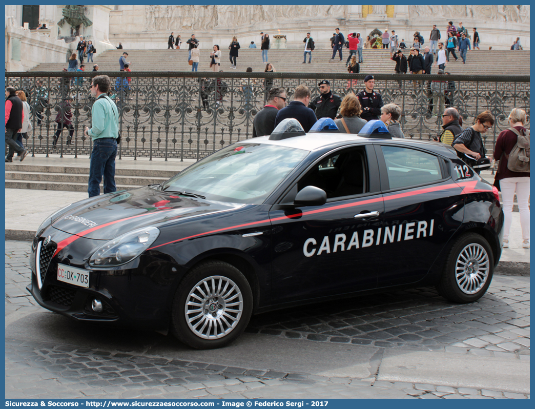 CC DK703
Arma dei Carabinieri
Alfa Romeo Nuova Giulietta
I serie II restyling
Allestitore Nuova Carrozzeria Torinese S.r.l.
Parole chiave: C.C.;CC;Arma;dei;Carabinieri;Alfa;Romeo;Giulietta;nct;Nuova;Carrozzeria;Torinese