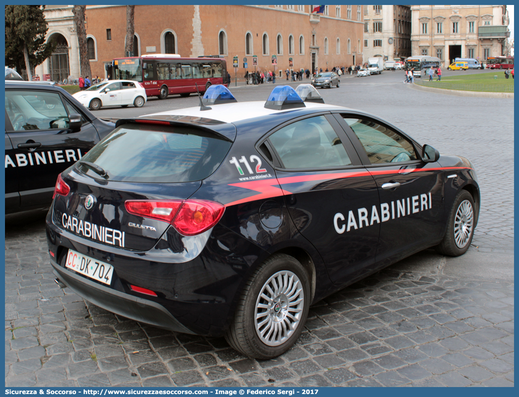 CC DK704
Arma dei Carabinieri
Alfa Romeo Nuova Giulietta
I serie II restyling
Allestitore Nuova Carrozzeria Torinese S.r.l.
Parole chiave: C.C.;CC;Arma;dei;Carabinieri;Alfa;Romeo;Giulietta;nct;Nuova;Carrozzeria;Torinese