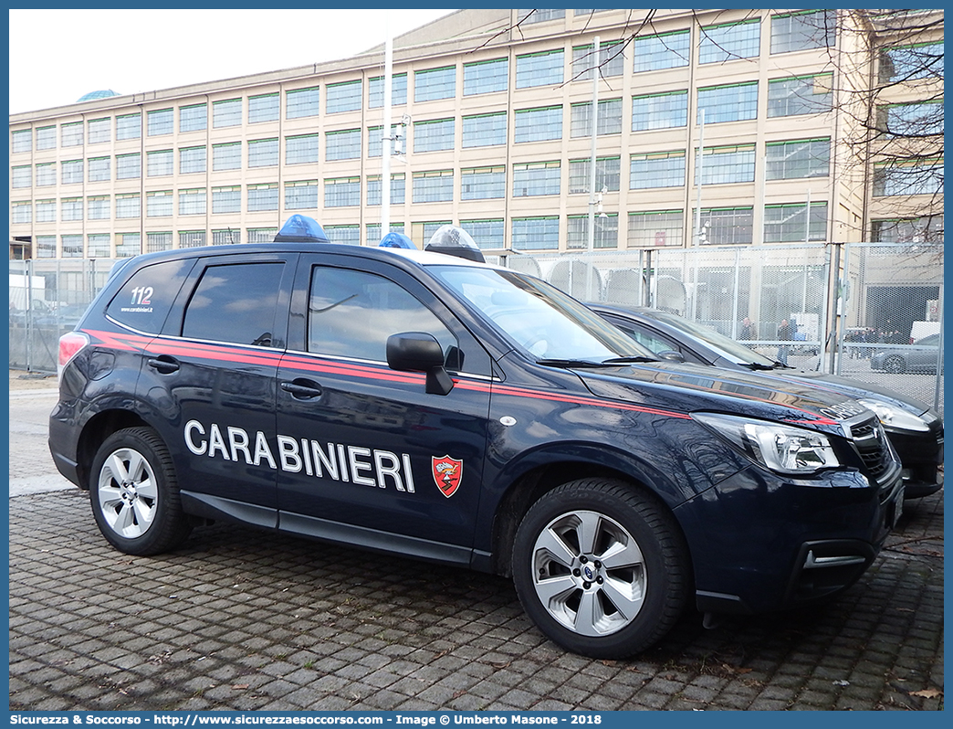 CC DL152
Arma dei Carabinieri
Aliquota di Primo Intervento
Subaru Forester VI serie restyling
Parole chiave: CC;C.C.;Arma;dei;Carabinieri;Nucleo;Radiomobile;Subaru;Forester;API;A.P.I.;Aliquota;Primo;Intervento