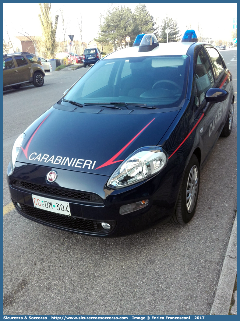 CC DM304
Arma dei Carabinieri
Fiat Punto IV serie
(II fornitura)
Parole chiave: CC;C.C.;Arma;Carabinieri;Fiat;Punto