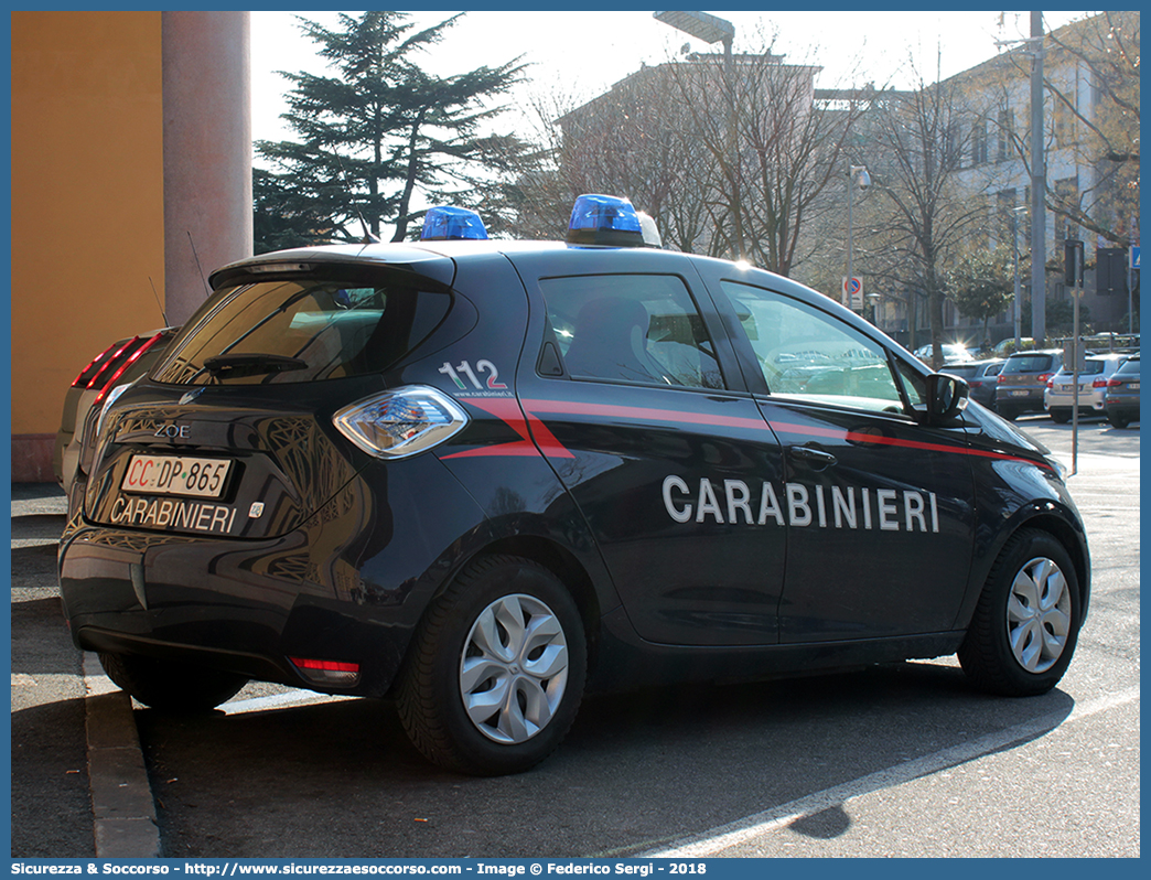 CC DP865
Arma dei Carabinieri
Renault Zoe
Allestitore Focaccia Group S.r.l.
Parole chiave: CC;C.C.;Arma;dei;Carabinieri;Focaccia;Renault;Zoe