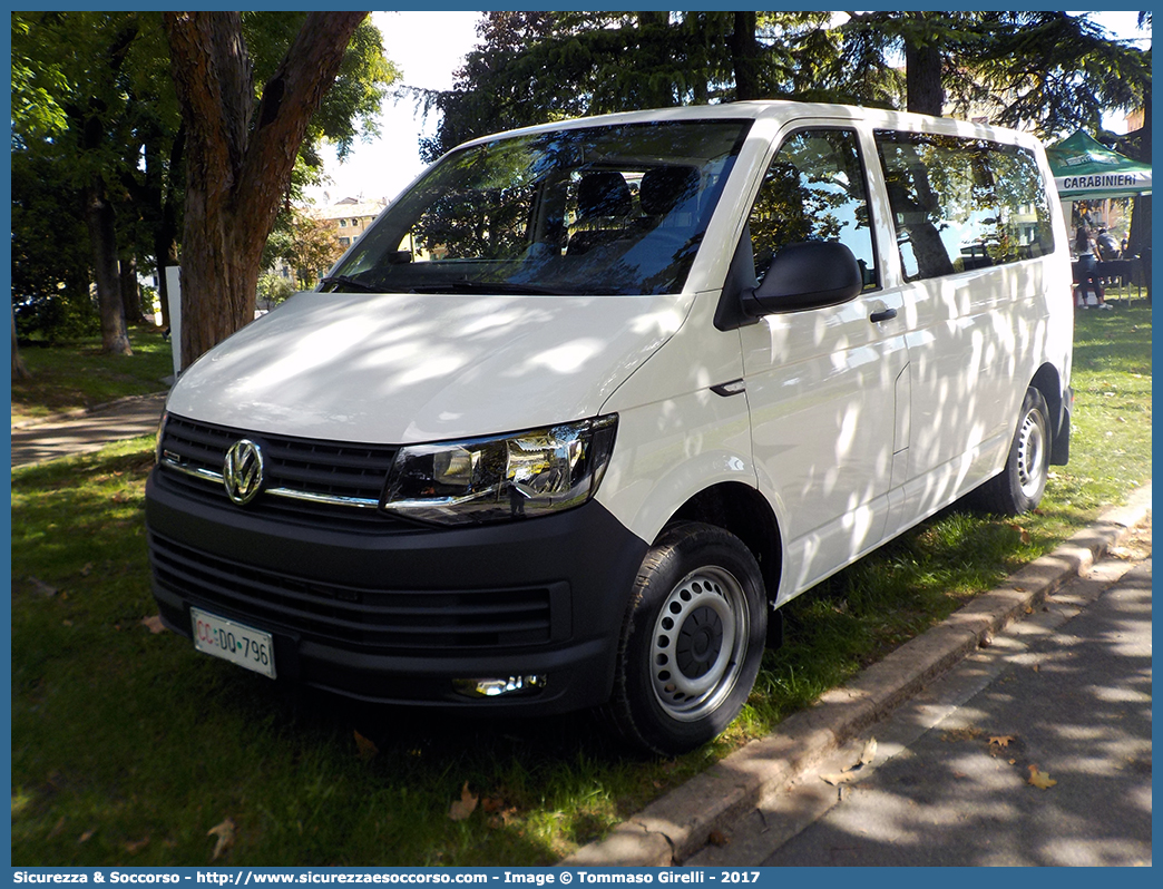 CC DQ796
Arma dei Carabinieri
Comando Unità per la Tutela Forestale, 
Ambientale e Agroalimentare
Volkswagen Transporter T6
Parole chiave: CC;C.C.;Arma;dei;Carabinieri;Comando;Unità;per;la;Tutela;Forestale;Ambientale;Agroalimentare;Volkswagen;Transporter;T6