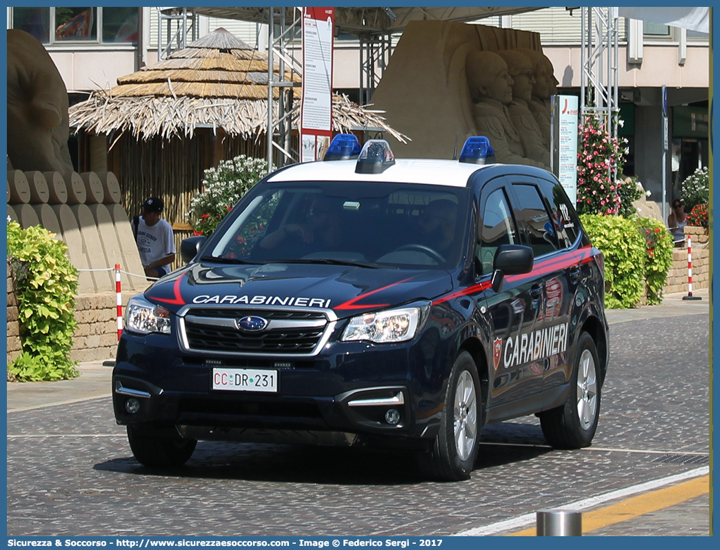 CC DR231
Arma dei Carabinieri
Aliquota di Primo Intervento
Subaru Forester VI serie restyling
Parole chiave: CC;C.C.;Arma;dei;Carabinieri;Nucleo;Radiomobile;Subaru;Forester;API;A.P.I.;Aliquota;Primo;Intervento