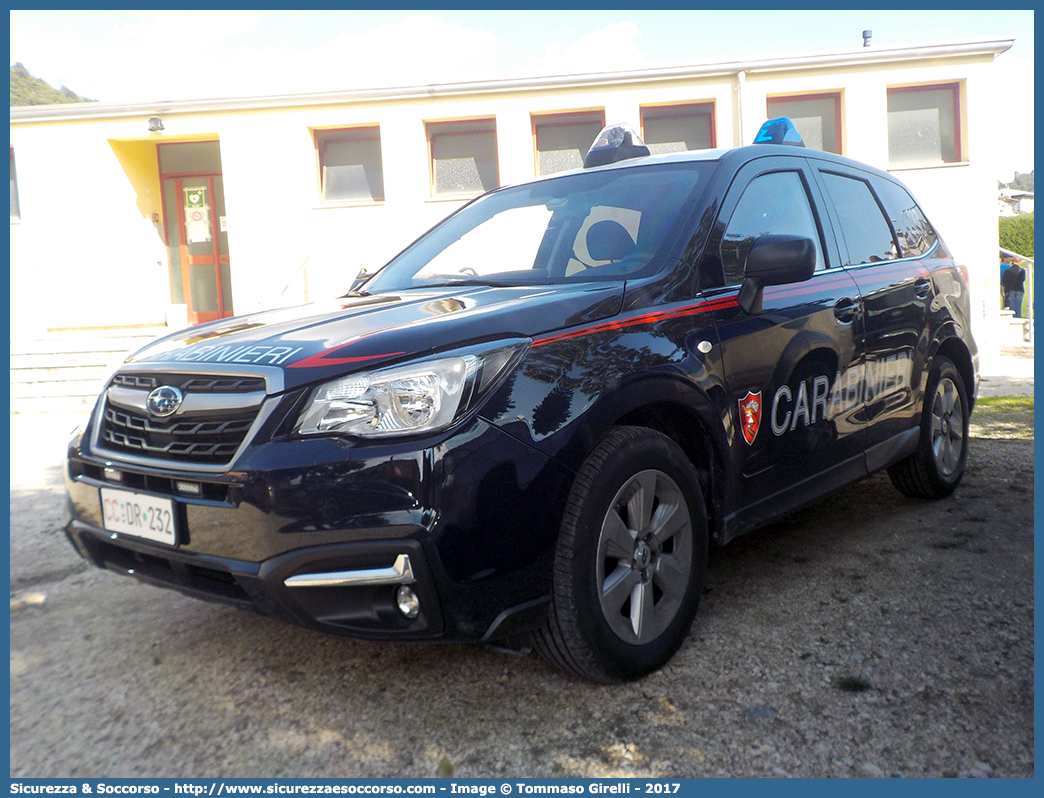 CC DR232
Arma dei Carabinieri
Aliquota di Primo Intervento
Subaru Forester VI serie restyling
Parole chiave: CC;C.C.;Arma;dei;Carabinieri;Nucleo;Radiomobile;Subaru;Forester;API;A.P.I.;Aliquota;Primo;Intervento