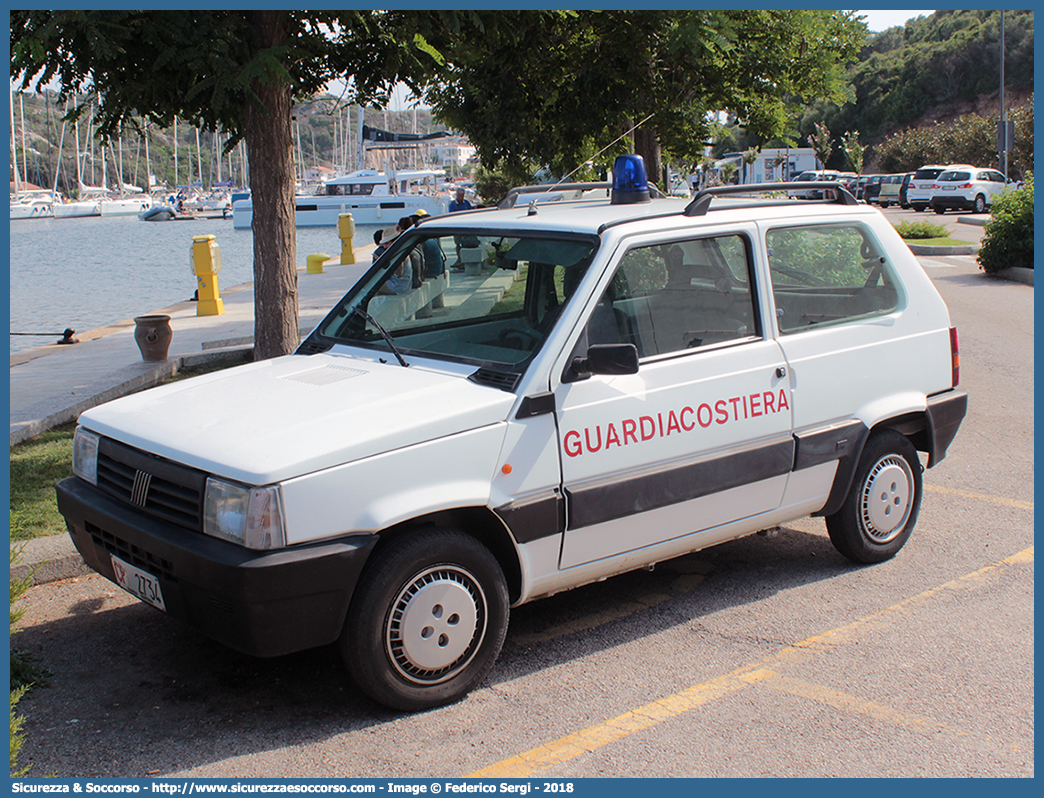 CP 2734
Corpo delle Capitanerie di Porto
Guardia Costiera 
Fiat Panda II serie
Parole chiave: GC;G.C.;CP;C.P.;Guardia;Costiera;Capitaneria;Capitanerie;di;Porto;Fiat;Panda