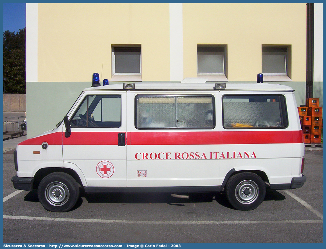 CRI 12412
Croce Rossa Italiana
Treviso
Fiat Ducato I serie
Parole chiave: CRI;C.R.I.;Croce;Rossa;Italiana;Ambulanza;Fiat;Ducato;Treviso