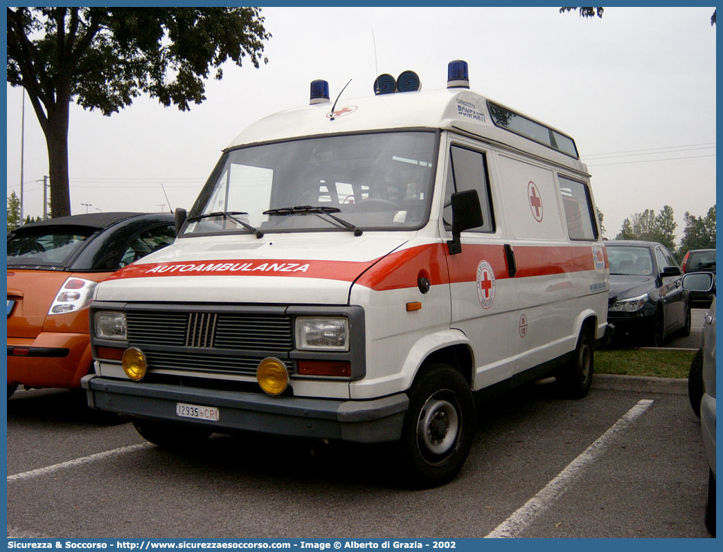 CRI 12935
Croce Rossa Italiana
Villa di Almè (BG)
Fiat Ducato I serie
Allestitore Bonfanti S.a.s.
Parole chiave: CRI;C.R.I.;Croce;Rossa;Italiana;Ambulanza;Fiat;Ducato;Villa di Almè;Bonfanti