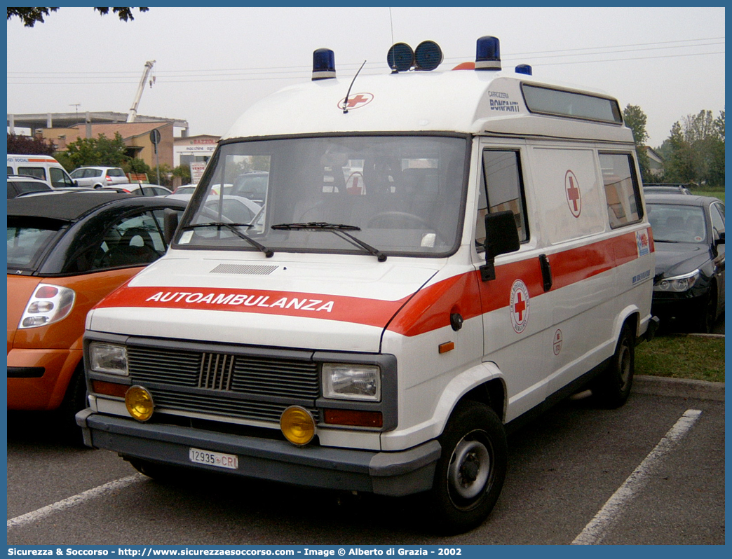 CRI 12935
Croce Rossa Italiana
Villa di Almè (BG)
Fiat Ducato I serie
Allestitore Bonfanti S.a.s.
Parole chiave: CRI;C.R.I.;Croce;Rossa;Italiana;Ambulanza;Fiat;Ducato;Villa di Almè;Bonfanti