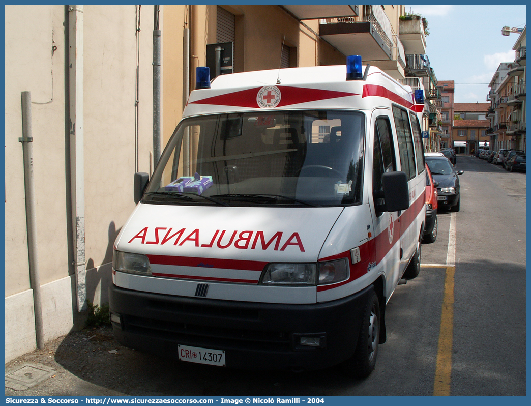 CRI 14307
Croce Rossa Italiana
Rimini
Fiat Ducato II serie
Allestitore Aricar S.p.A.
Parole chiave: Croce;Rossa;Italiana;CRI;C.R.I.;Ambulanza;Fiat;Ducato;Rimini;Aricar