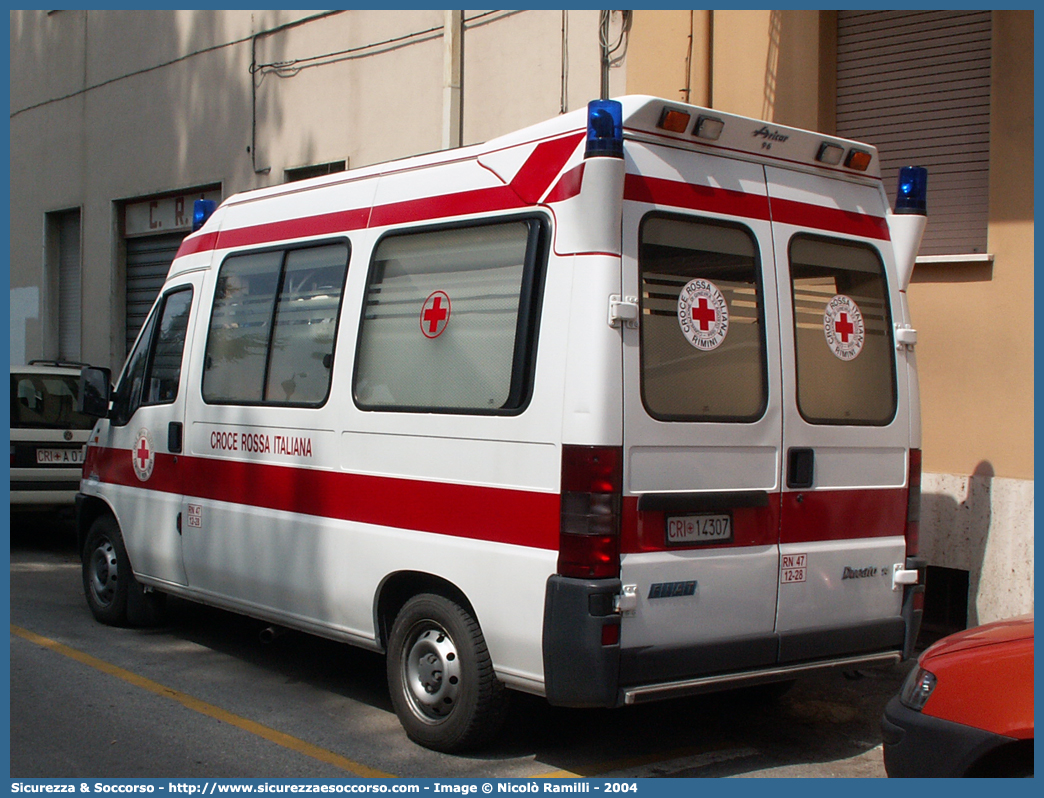 CRI 14307
Croce Rossa Italiana
Rimini
Fiat Ducato II serie
Allestitore Aricar S.p.A.
Parole chiave: Croce;Rossa;Italiana;CRI;C.R.I.;Ambulanza;Fiat;Ducato;Rimini;Aricar