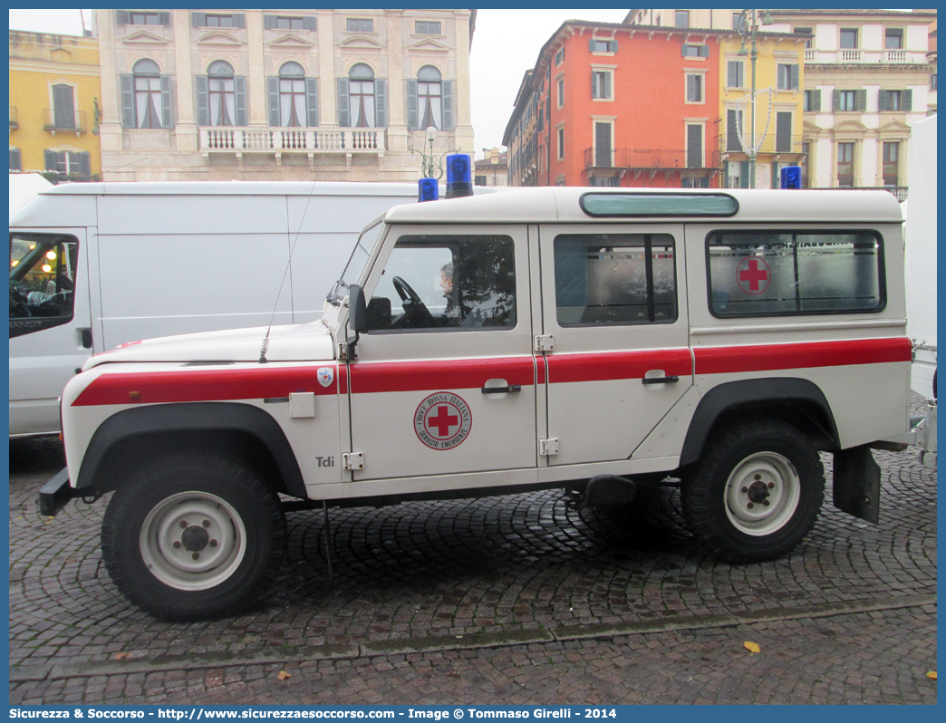 CRI 14658
Croce Rossa Italiana
Servizio Emergenze
Land Rover Defender 110
Allestitore Bollanti S.r.l.
Parole chiave: CRI;C.R.I.;Croce Rossa Italiana;Land;Rover;Defender;110;Servizio;Emergenze;Bollanti