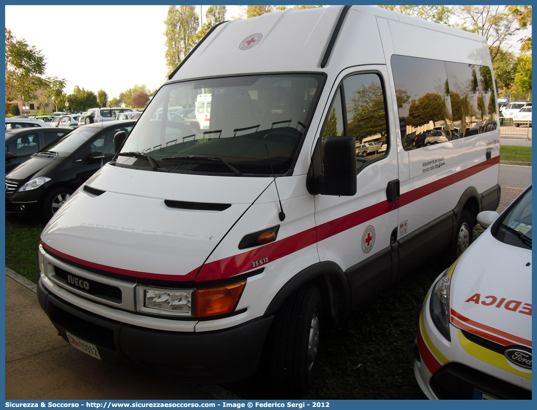 CRI 15912
Croce Rossa Italiana
Suzzara (MN)
Iveco Daily 35S13 III serie
Parole chiave: CRI;C.R.I.;Croce;Rossa;Italiana;Suzzara;Iveco;Daily;35S13