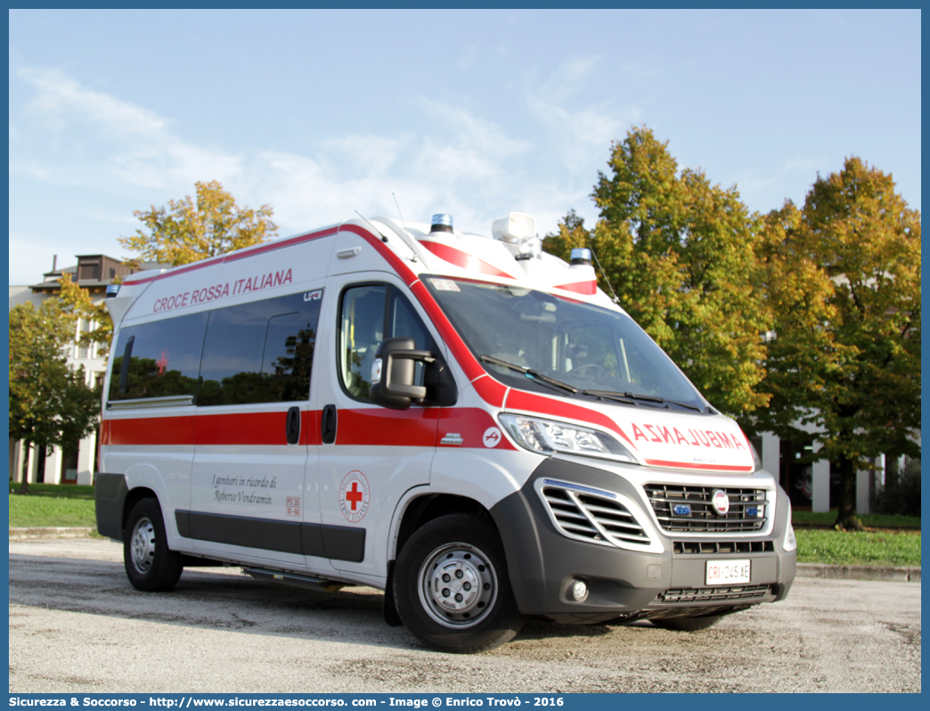 CRI 245AE
Croce Rossa Italiana
Terme Euganee (PD)
Fiat Ducato III serie restyling
Allestitore Aricar S.p.A.
Parole chiave: Croce;Rossa;Italiana;CRI;C.R.I.;Ambulanza;Fiat;Ducato;X290;Terme;Euganee;Aricar