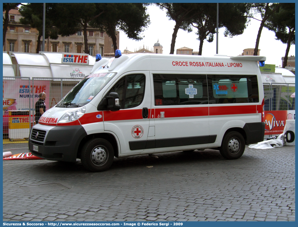 CRI 664AA
Croce Rossa Italiana
Lipomo (CO)
Fiat Ducato III serie
Allestitore Orion S.r.l.
Parole chiave: Croce;Rossa;Italiana;CRI;C.R.I.;Ambulanza;Fiat;Ducato;X250;Lipomo;Orion