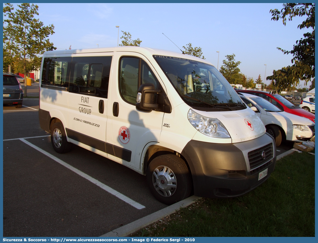 CRI 718AA
Croce Rossa Italiana
Fiat Ducato III serie
Parole chiave: CRI;C.R.I.;Croce;Rossa;Italiana;Fiat;Ducato;X250