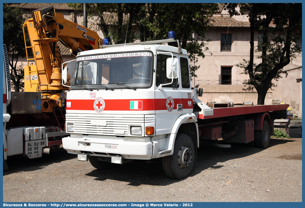 CRI 9398
Croce Rossa Italiana
Servizio Emergenze
Iveco 135-17
Allestitore Isoli S.p.A.
Parole chiave: CRI;C.R.I.;Croce;Rossa;Italiana;Servizio;Emergenze;Iveco;135-17;135;17;135.17;Isoli