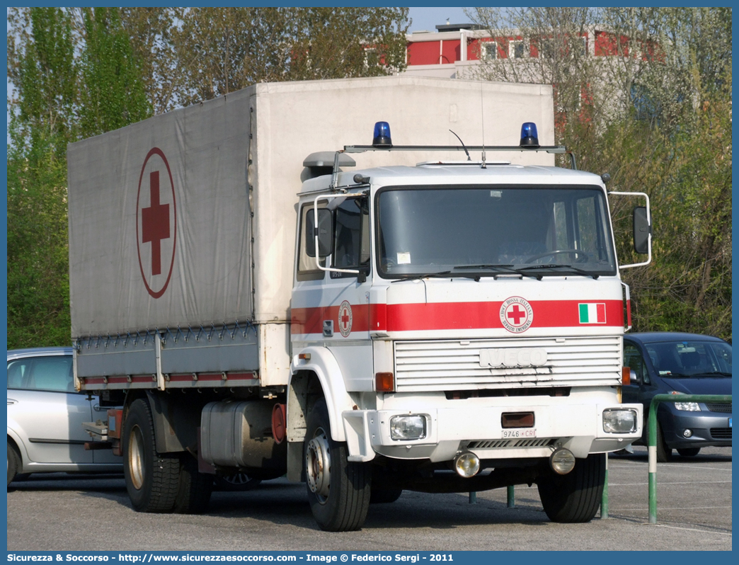 CRI 9746
Croce Rossa Italiana
Servizio Emergenze
Iveco 175-24
Parole chiave: CRI;C.R.I.;Croce;Rossa;Italiana;Servizio;Emergenze;Iveco;175-24;175;24