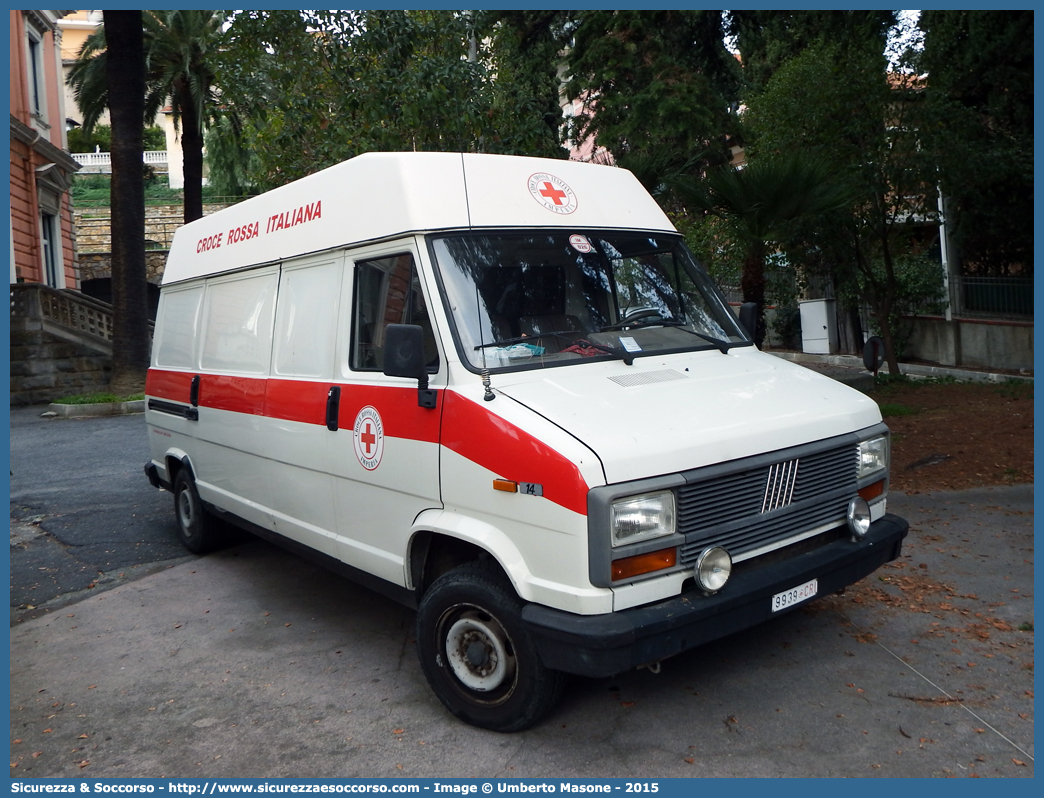 CRI 9939
Croce Rossa Italiana
Imperia
Fiat Ducato I serie
Parole chiave: CRI;C.R.I.;Croce;Rossa;Italiana;Fiat;Ducato;Imperia