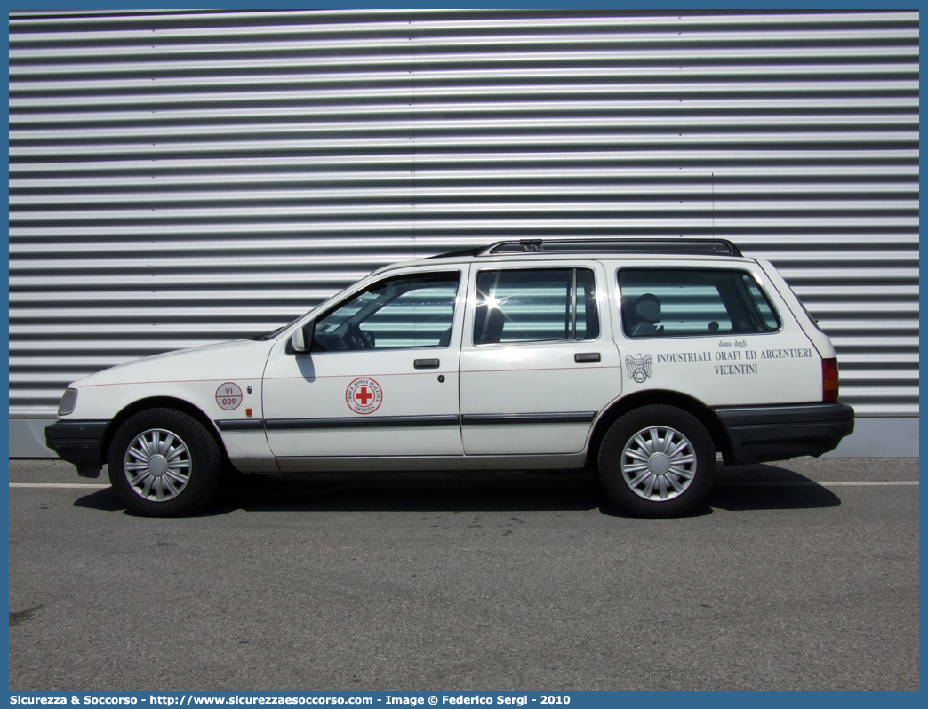 CRI 9960
Croce Rossa Italiana
Vicenza
Ford Sierra Estate
Parole chiave: CRI;C.R.I.;Croce;Rossa;Italiana;Vicenza;Ford;Sierra;Estate