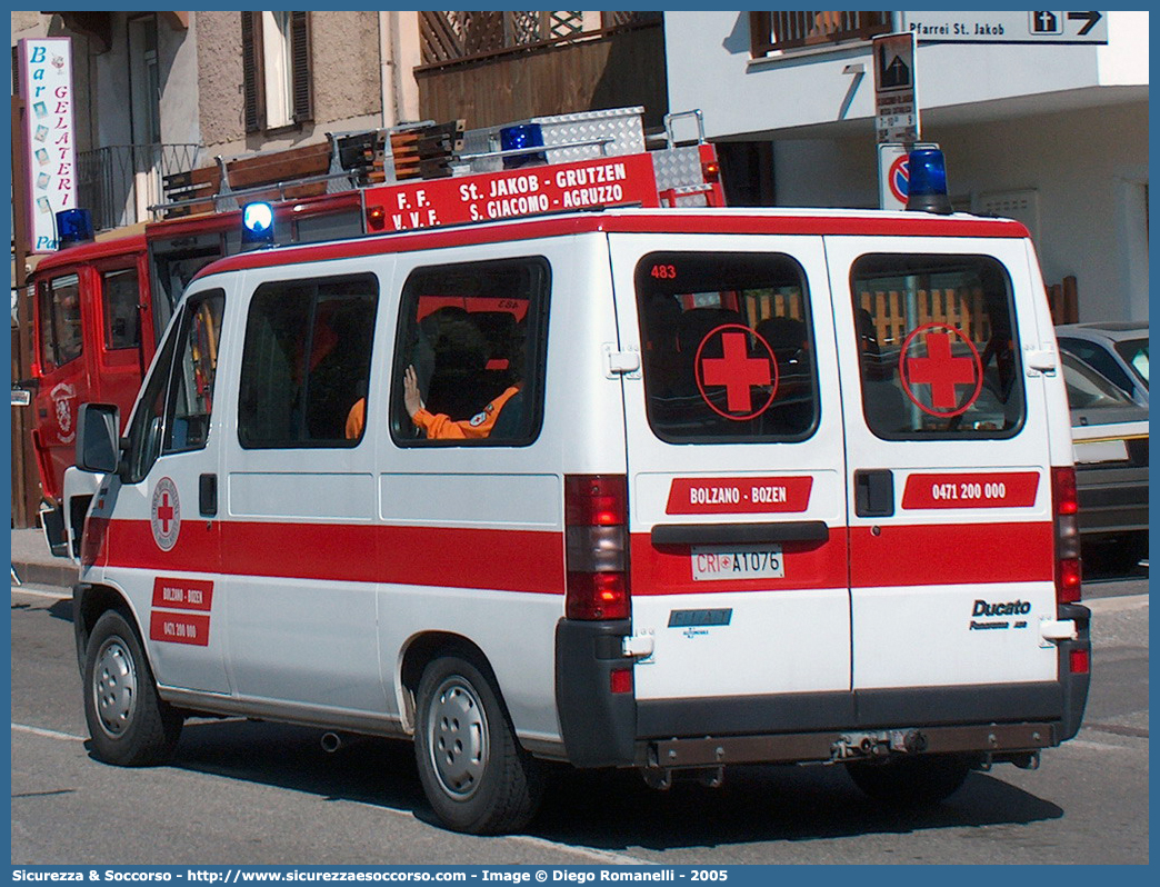 CRI A1076
Croce Rossa Italiana
Bolzano - Bozen
Fiat Ducato II serie
Parole chiave: CRI;C.R.I.;Croce;Rossa;Italiana;Fiat;Ducato;Bolzano