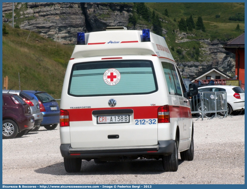 CRI A138B
Croce Rossa Italiana
Canal San Bovo (TN)
Volkswagen Transporter T5
Allestitore Aricar S.p.A.
Parole chiave: Croce;Rossa;Italiana;CRI;C.R.I.;Ambulanza;Volkswagen;Transporter;T5;T 5;Canal;San;Bovo;Aricar