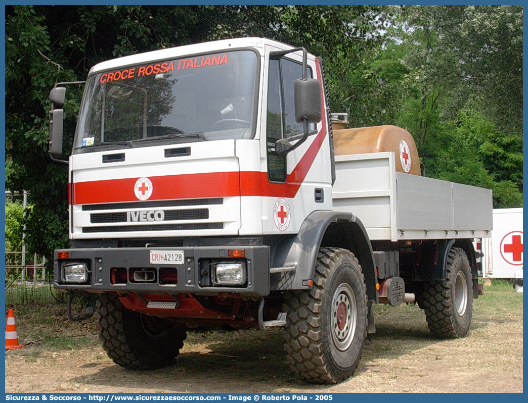 CRI A2128
Croce Rossa Italiana
Iveco EuroCargo 135E23 4x4 I serie
Parole chiave: CRI;C.R.I.;Croce;Rossa;Italiana;Iveco;EuroCargo;135E23;4x4