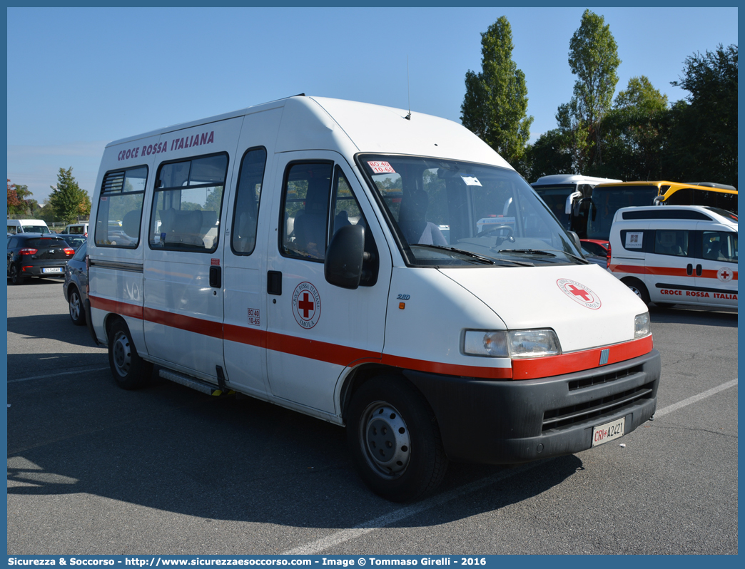 CRI A2421
Croce Rossa Italiana
Imola (BO)
Fiat Ducato II serie
Parole chiave: CRI;C.R.I.;Croce;Rossa;Italiana;Fiat;Ducato;Imola