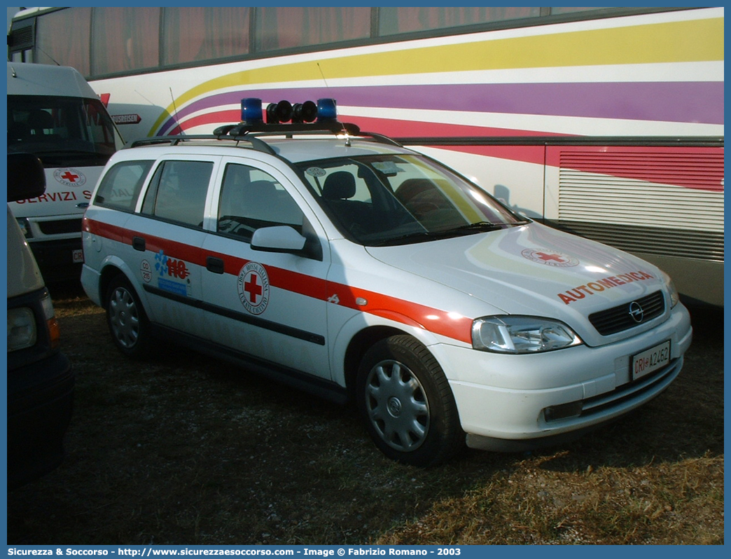 CRI A2462
Croce Rossa Italiana
Lurate Caccivio (CO)
Opel Astra Station Wagon II serie
Allestitore Aricar S.p.A.
Parole chiave: CRI;C.R.I.;Croce;Rossa;Italiana;Automedica;Auto medica;Automedicalizzata;Auto medicalizzata;Opel;Astra;Station Wagon;Lurate;Caccivio;Aricar