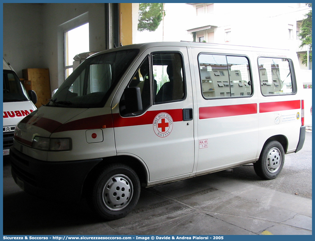 CRI A2879
Croce Rossa Italiana
Ravenna
Fiat Ducato II serie
Parole chiave: CRI;C.R.I.;Croce;Rossa;Italiana;Fiat;Ducato;Ravenna