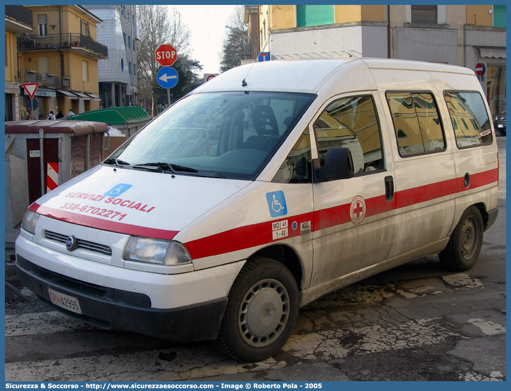 CRI A2995
Croce Rossa Italiana
Fiat Scudo I serie
Servizi Sociali
Parole chiave: CRI;C.R.I.;Croce;Rossa;Italiana;Fiat;Scudo;Rubiera;Servizi;Speciali