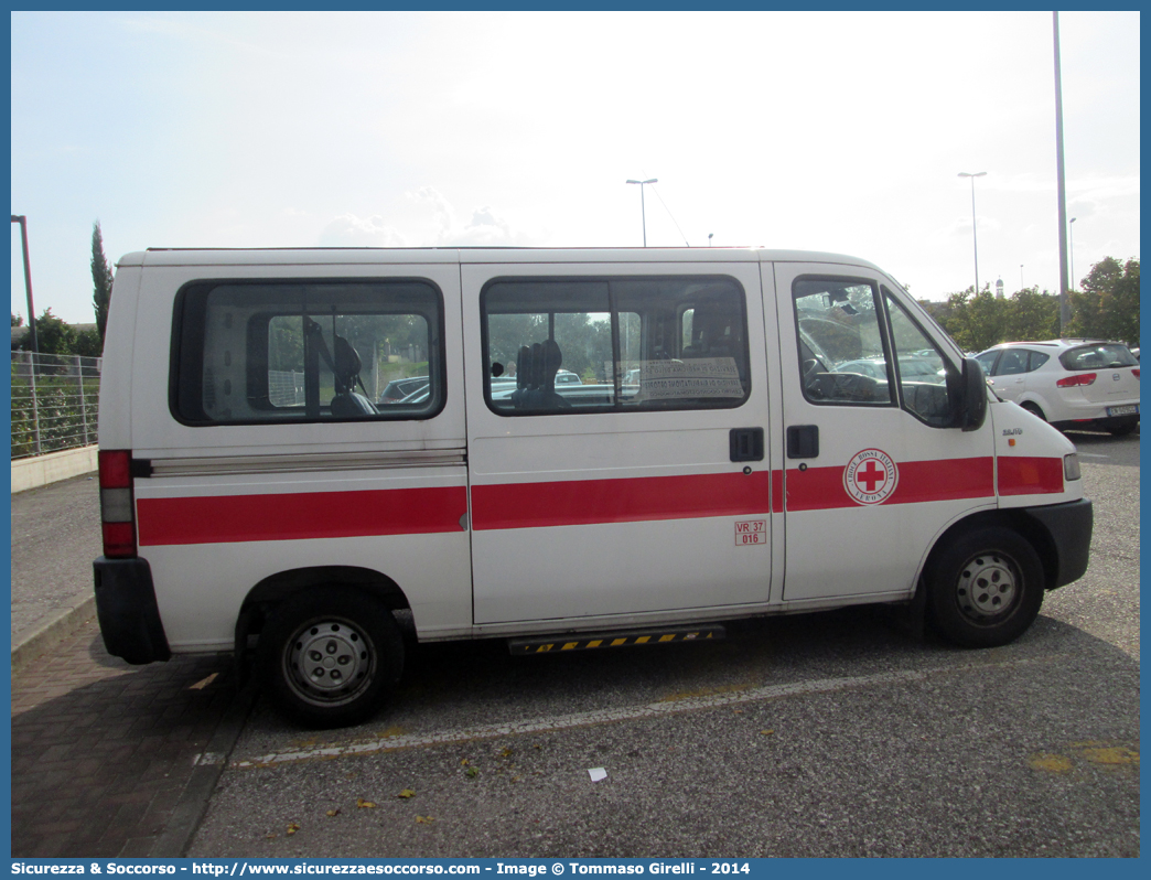 CRI A3064
Croce Rossa Italiana
Verona
Fiat Ducato II serie
Parole chiave: CRI;C.R.I.;Croce;Rossa;Italiana;Fiat;Ducato;Verona