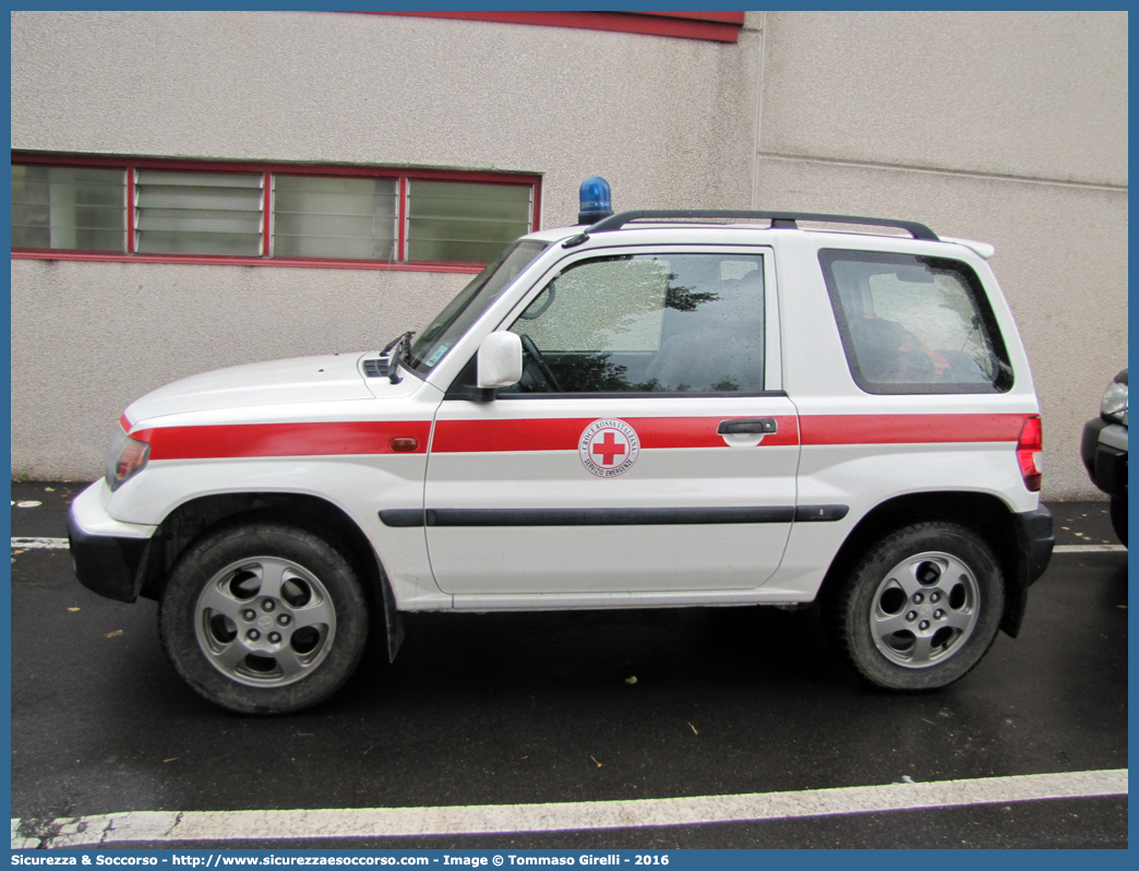 CRI A3105
Croce Rossa Italiana
Servizio Emergenze
Mitsubishi Pajero Pinin
Parole chiave: CRI;C.R.I.;Croce;Rossa;Italiana;Servizio;Emergenze;Mitsubishi;Pajero;Pinin