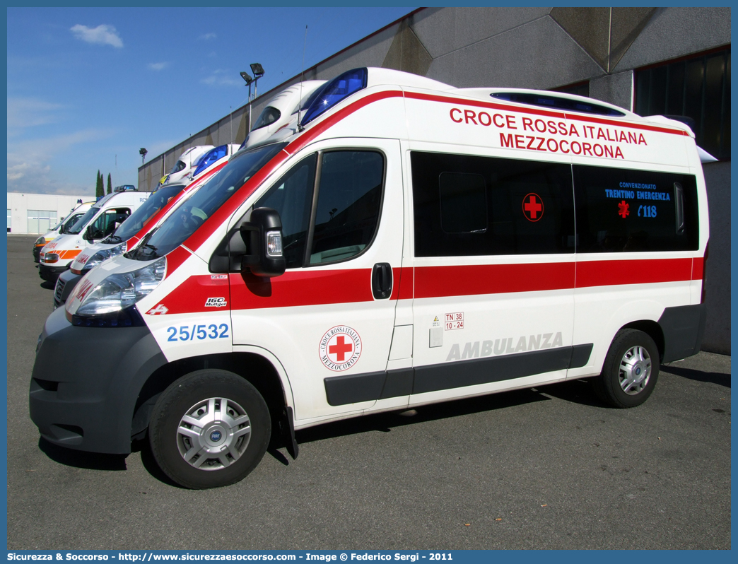 CRI A465D
Croce Rossa Italiana
Mezzocorona (TN)
Fiat Ducato III serie
Allestitore Aricar S.p.A.
Parole chiave: Croce;Rossa;Italiana;CRI;C.R.I.;Ambulanza;Fiat;Ducato;X250;Mezzocorona;Aricar