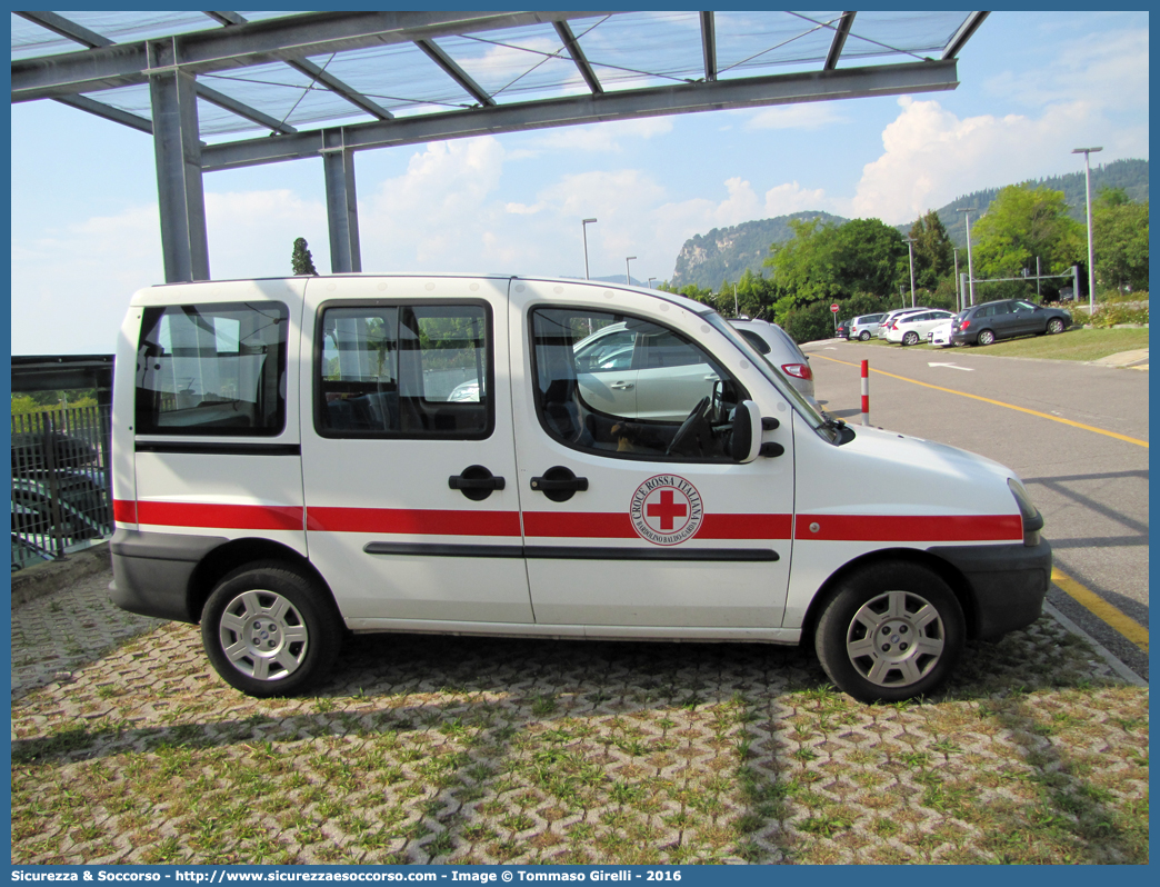 CRI A675B
Croce Rossa Italiana
Bardolino Baldo Garda (VR)
Fiat Doblò I serie
Parole chiave: CRI;C.R.I.;Croce;Rossa;Italiana;Fiat;Doblò;Bardolino;Baldo;Garda