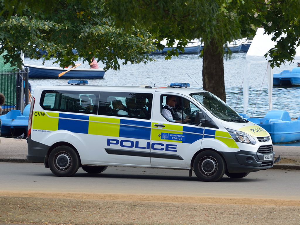 CVW
United Kingdom of Great Britain and Northern Ireland
Metropolitan Police
Ford Tourneo Custom
Parole chiave: UK;United;Kingdom;Great;Britain;Northern;Ireland;Metropolitan;Police;Ford;Tourneo;Custom