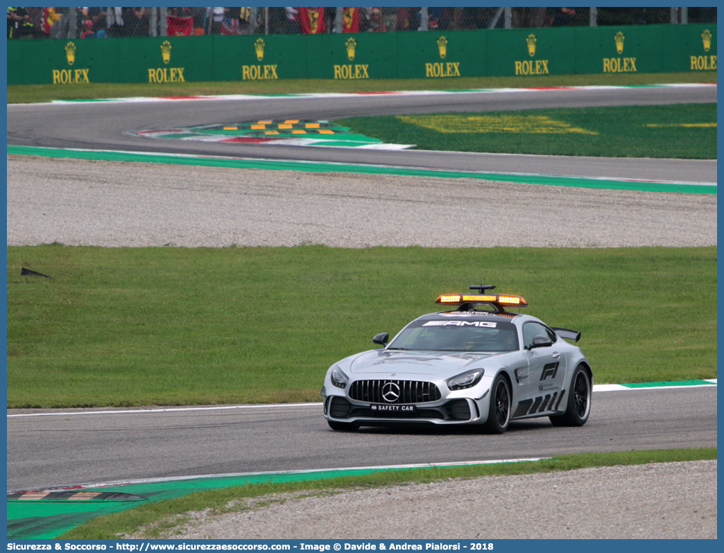 -
FIA - Formula 1
World Championship
Mercedes AMG GT R
Safety Car (year 2018)
Parole chiave: FIA;F1;Formula 1;World;Championship;Safety;Car;Mercedes;AMG;GT R;GT;R;GTR