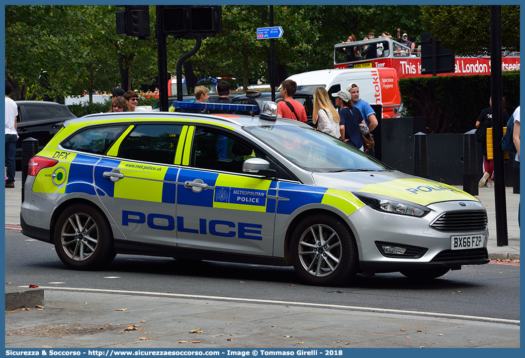 DFX
United Kingdom of Great Britain and Northern Ireland
Metropolitan Police
Ford Focus Estate III generation
Parole chiave: UK;United;Kingdom;Great;Britain;Northern;Ireland;Metropolitan;Police;Ford;Focus;Estate