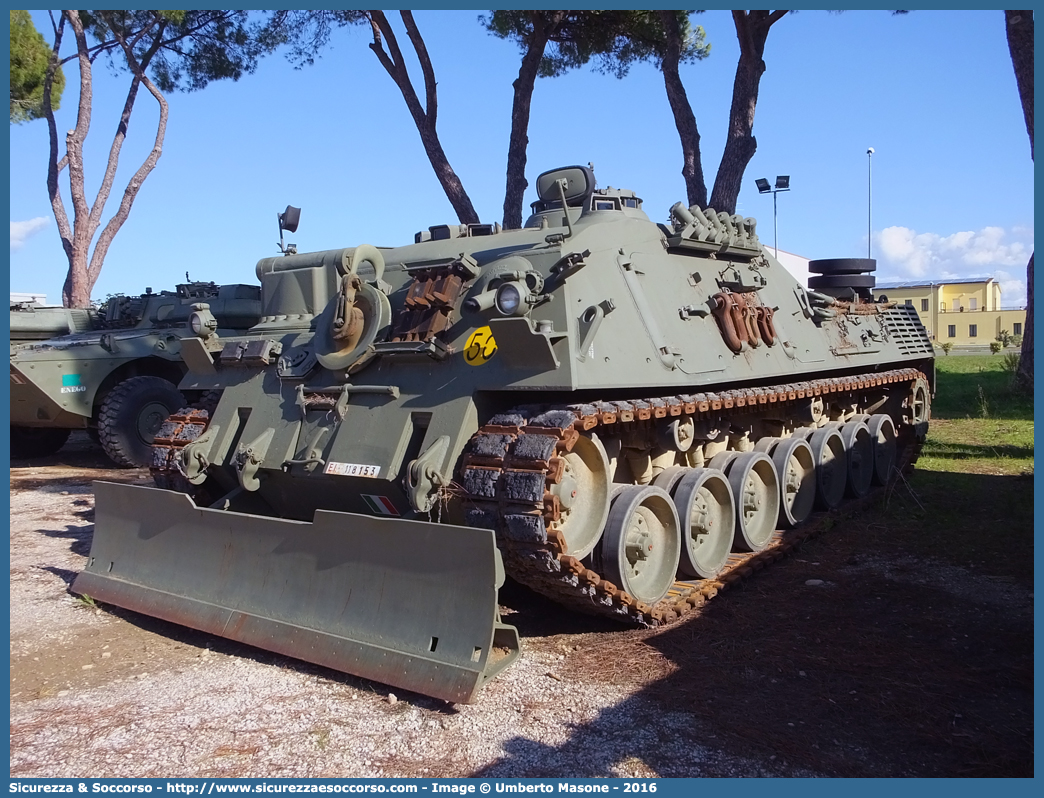 EI 118153
Esercito Italiano
MBT Leopard 1
Carro Soccorso e Recupero
Parole chiave: EI;E.I.;Esercito;Italiano;MBT;Leopard;1;Carro;Soccorso;e;Recupero