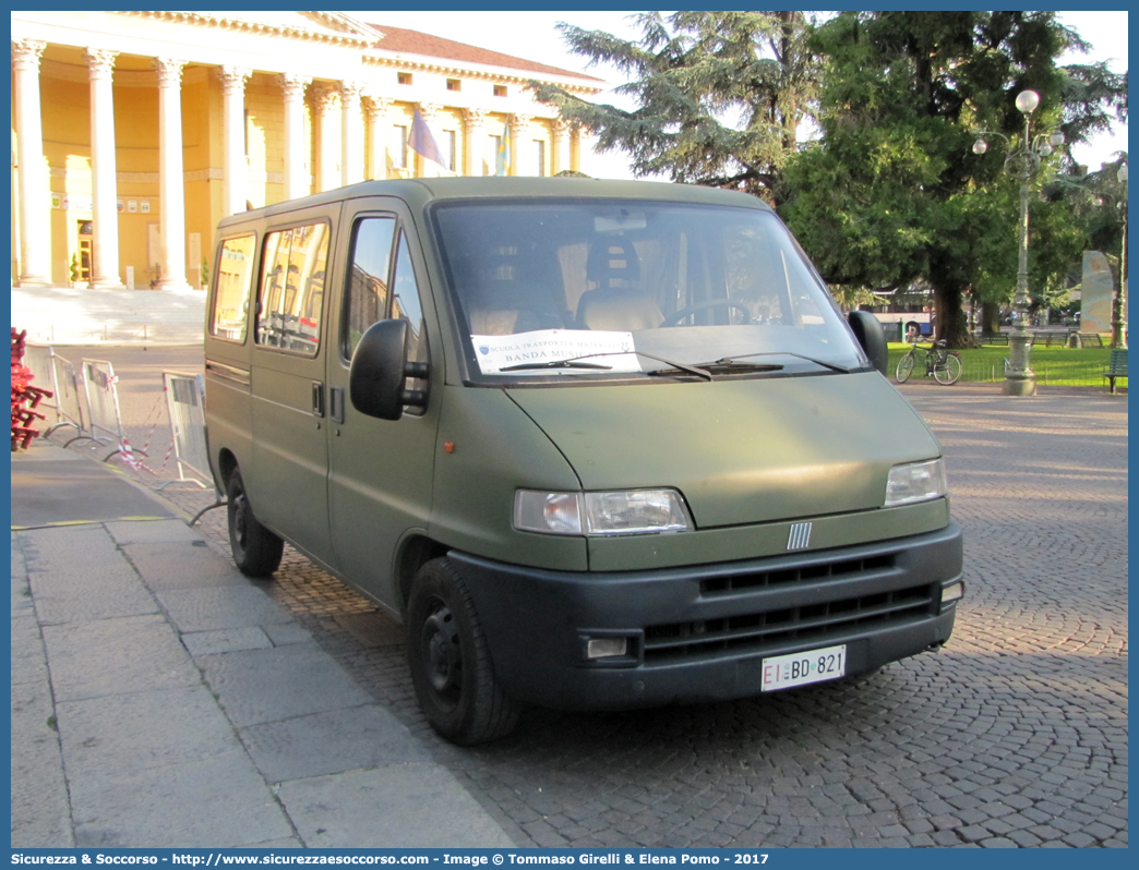 EI BD821
Esercito Italiano
Fiat Ducato II serie
Parole chiave: EI;E.I.;Esercito;Italiano;Fiat;Ducato