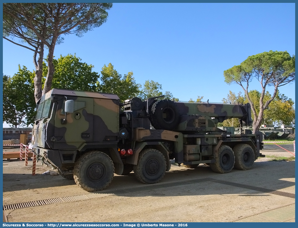 EI BL720
Esercito Italiano
Astra SMR 88.45 8X8 
Allestitore TCM S.r.l.
Parole chiave: EI;E.I.;Esercito;Italiano;Mezzi;da;Cantiere;Trasporto;Materiali;Supporto;Logistico;Astra;SM88.45;TCM