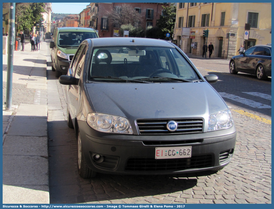 EI CG662
Esercito Italiano
Fiat Punto III serie
Parole chiave: EI;E.I.;Esercito;Italiano;Fiat;Punto