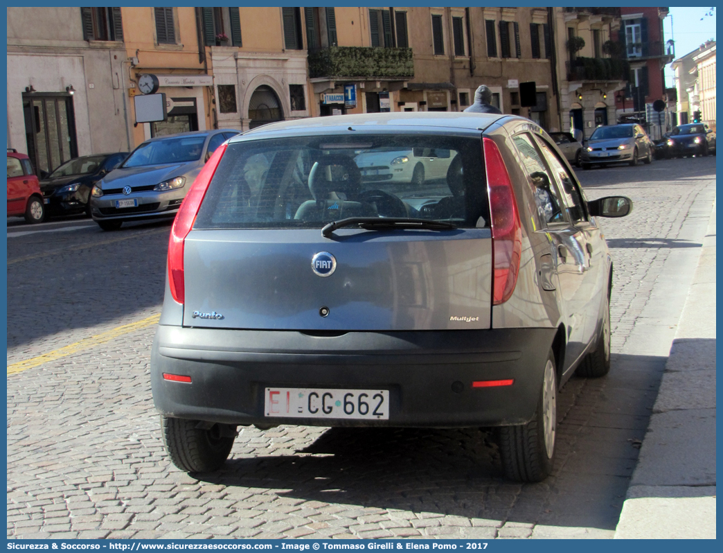 EI CG662
Esercito Italiano
Fiat Punto III serie
Parole chiave: EI;E.I.;Esercito;Italiano;Fiat;Punto