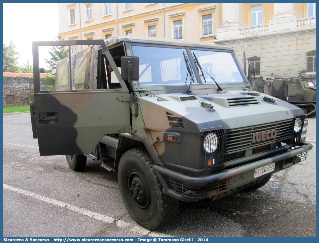 EI CG799
Esercito Italiano
Iveco VM90T
Parole chiave: EI;E.I.;Esercito;Italiano;Iveco;VM;90;T;VM90