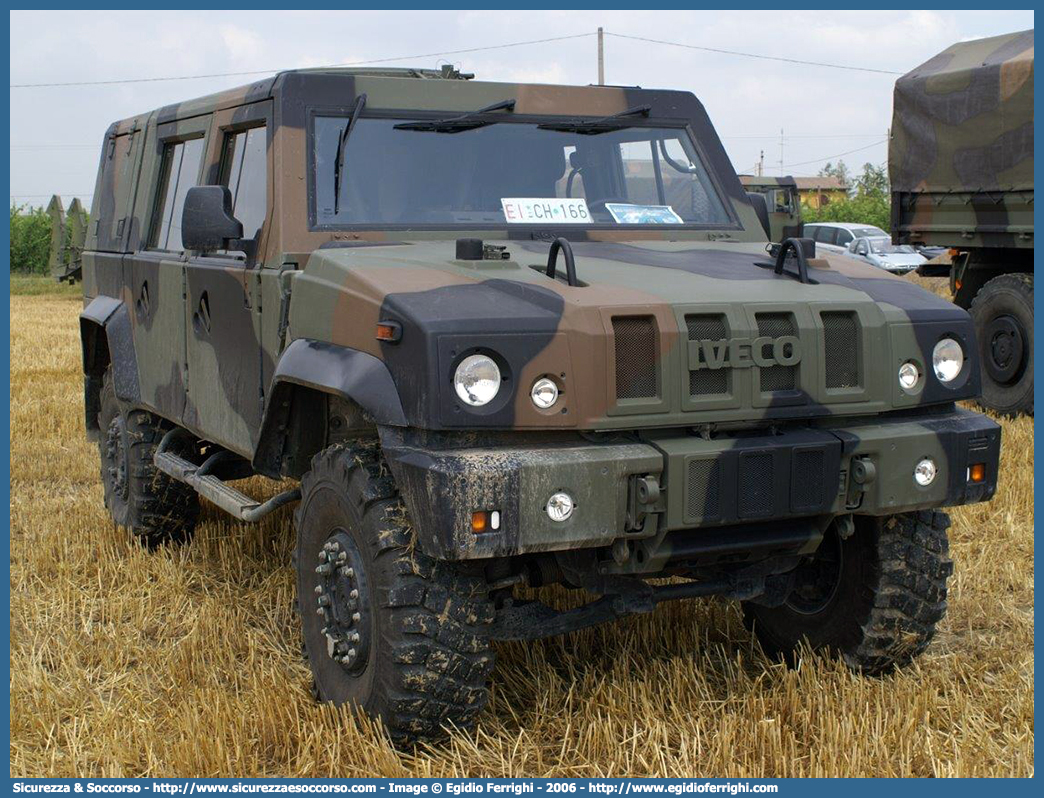 EI CH166
Esercito Italiano
Iveco VTLM "Lince"
Parole chiave: EI;E.I.;Esercito;Italiano;Iveco;VTLM;Lince