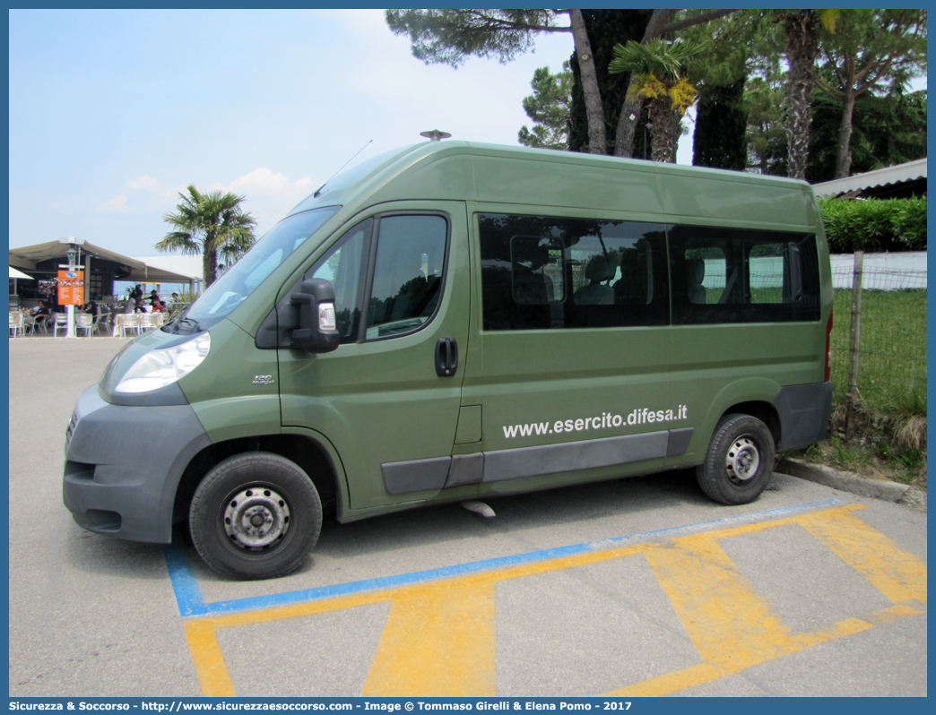 EI CV854
Esercito Italiano
Fiat Ducato III serie
Parole chiave: EI;E.I.;Esercito;Italiano;Fiat;Ducato;X250