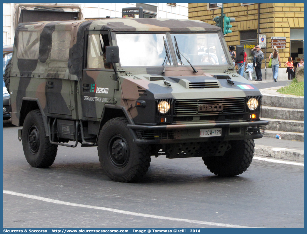 EI CW129
Esercito Italiano
Iveco VM90T
Parole chiave: EI;E.I.;Esercito;Italiano;Fuoristrada;operazione;strade;sicure;Iveco;VM90T