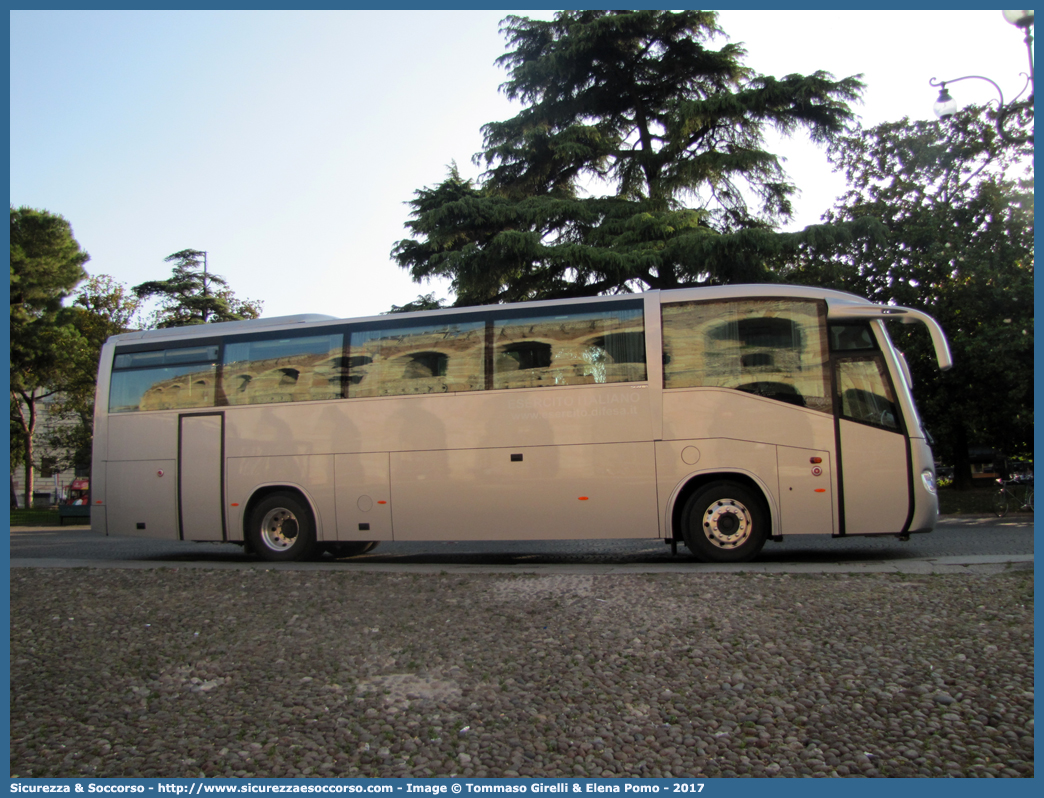 EI DA972
Esercito Italiano
Scania Sitcar Irizar Century
Parole chiave: EI;E.I.;Esercito;Italiano;Scania;Sitcar;Irizar;Century