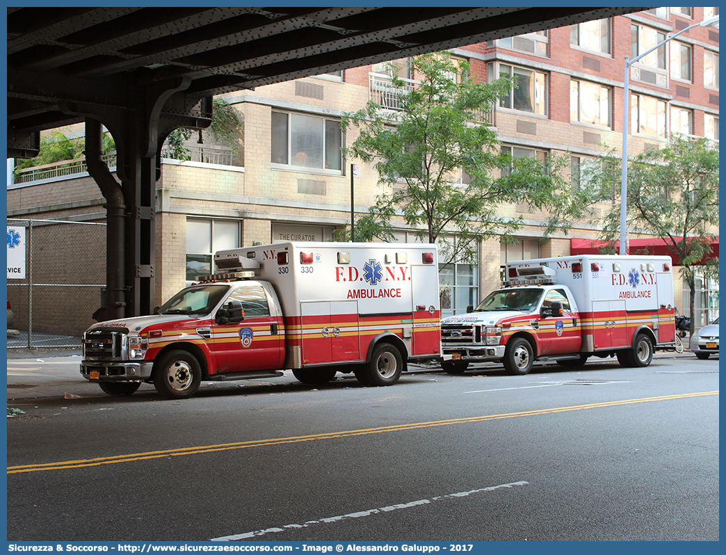 330 - FA08032 / 551 - FA09057
United States of America
New York Fire Department
Ford F350 
Conversion by Horton
Parole chiave: United;States;of;America;USA;U.S.A.;NYFD;N.Y.F.D.;New;York;Fire;Department;EMS;E.M.S.;Emergency;Medical;Service;Ford;F350;Ambulance;Horton