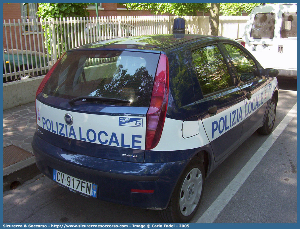 -
Polizia Municipale
Comune di Vittorio Veneto
Fiat Punto III serie
Parole chiave: PL;P.L.;PM;P.M.;Polizia;Locale;Municipale;Vittorio;Veneto;Fiat;Punto